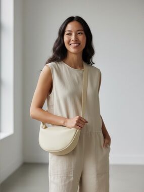 July Crescent Shoulder Bag - Elegant Cream